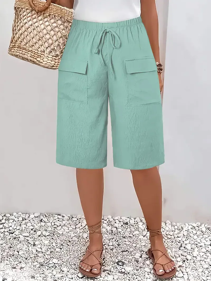 Women's Pocket Bermuda Shorts XY0000107 garment detail view